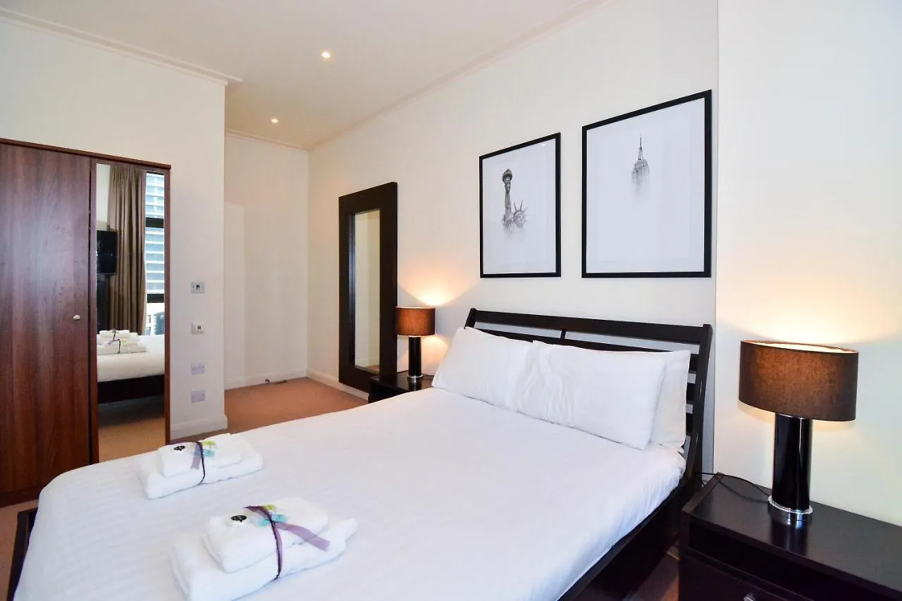 Canary Wharf - Corporate River View Apartments Londra Birleşik Krallık
