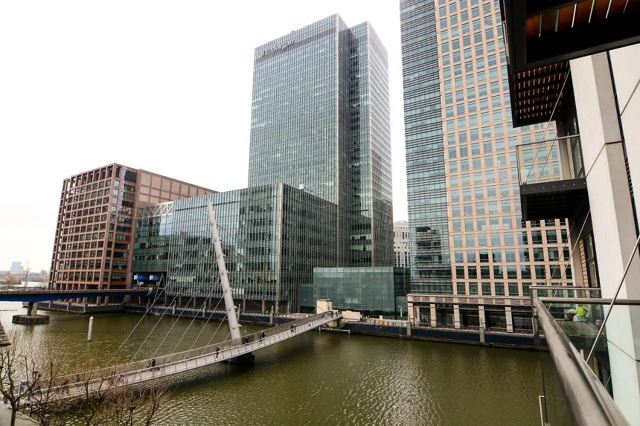 Canary Wharf - Corporate River View Apartments Londra